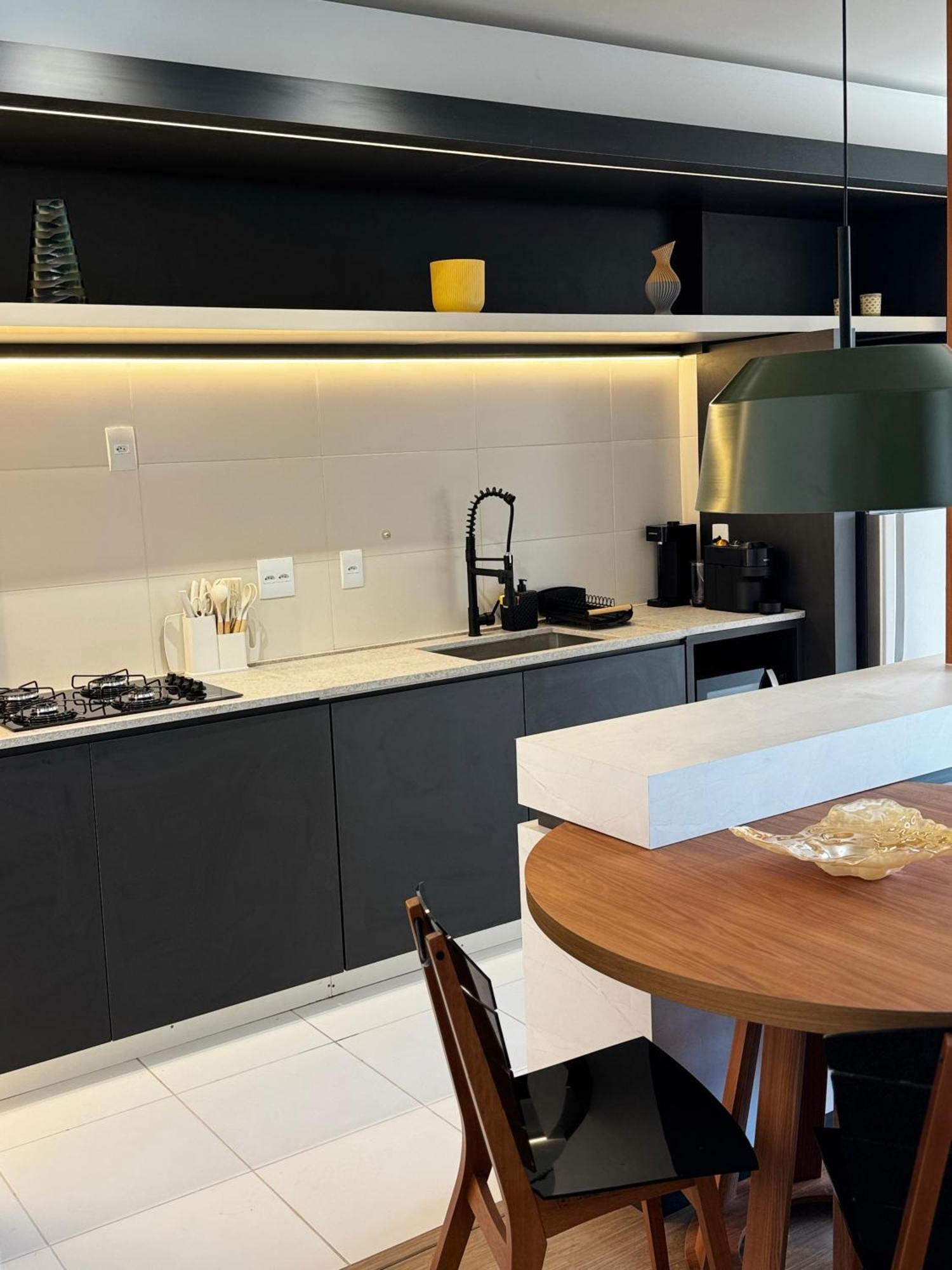 Apartamento Luxuoso E Aconchegante Ed Jh Palhano 1108 Londrina